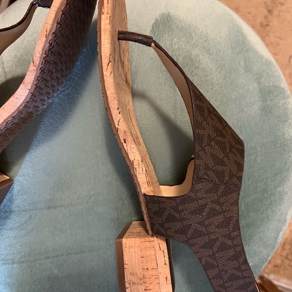 Never Worn New Michael Kors Sandals - Picture 4 of 4